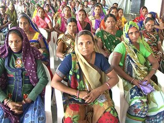 GAS KIT DISTRIBUTION BY MINISTER VALLABH KAKADIYA IN SABARKANTHA
