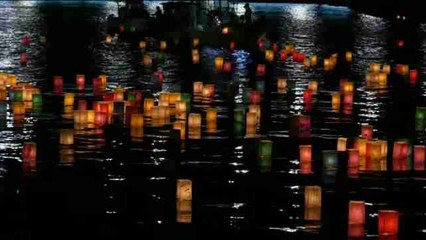 Cientos de linternas de papel recuerdan en Hiroshima a las víctimas de la bomba atómica