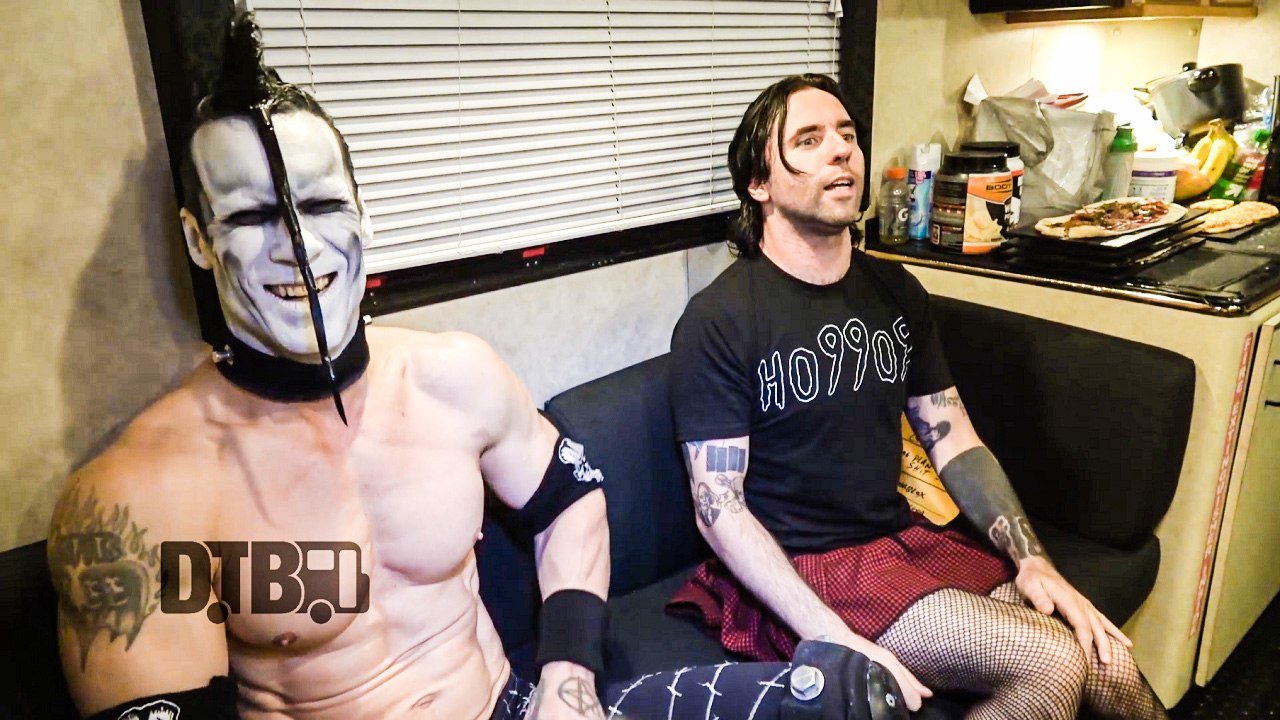 Doyle - TOUR PRANKS Ep. 275