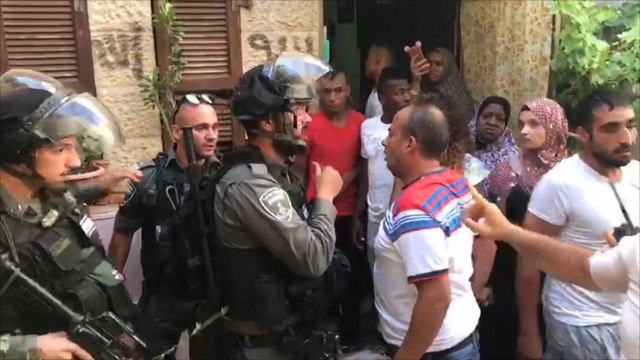 اعتقالات واعتداءات على الفلسطينيين في القدس