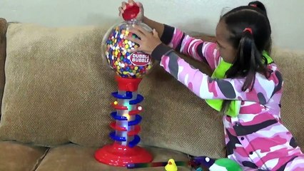 Bad Baby vs Vampire! Giant Gumballs Candy Machine Gross Teeth Toys To See Fun