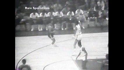 Gail Goodrich (8pts) vs. ABA All Stars (1972)