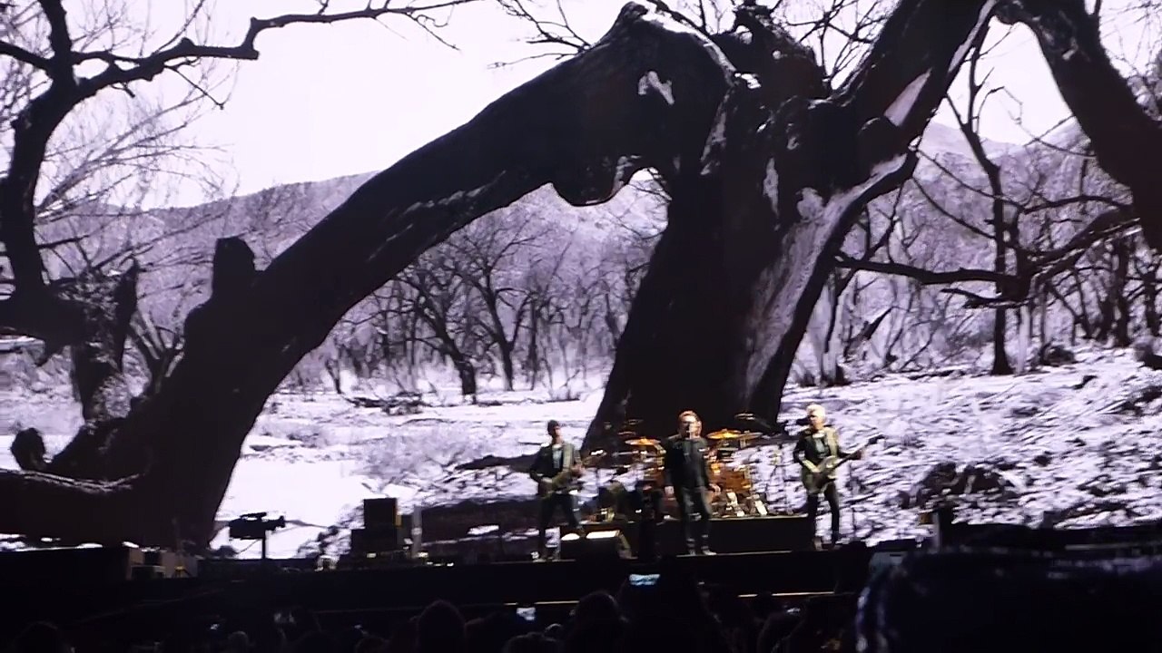 U2 I Still Havent Found What Im Looking For (Dallas 05.26.17) HD