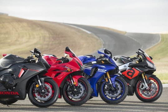 Cycle World 2017 Superbike Shootout Part 1: Track