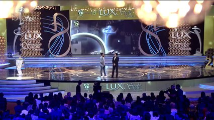 Yasir Hussain and Ali Zafar Funny Act at Lux Style Awards 2016