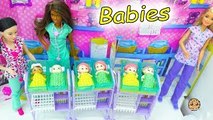 Baby Secrets At Barbie Hospital - Surprise Bath Tub Blind Bag Babies with Color Changing Diaper