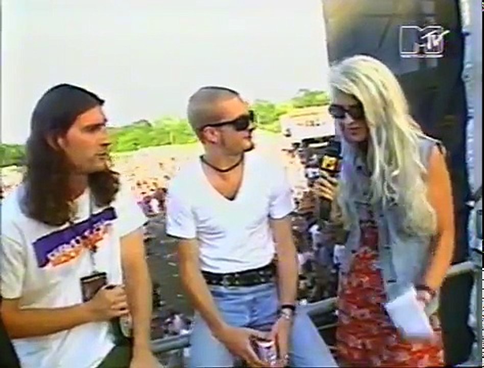 Alice in Chains Headbangers Ball interview Lollapalooza 1993