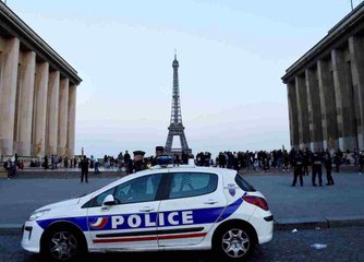 Attaque à la Tour Eiffel : Ce que l'on sait de l'assaillant