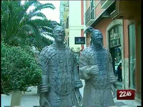 TG 16.12.09 Bari, la Turandot in via Sparano