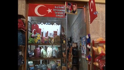 Bu dükkandaki her şey şehit çocuklarına ücretsiz