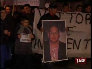 TG 23.12.09 Omicidio Basile, corteo pro Colitti a Ugento