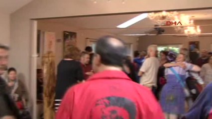 Türk Ressamın Hamburg'u Resmettiği Eserleri Büyük İlgi Gördü