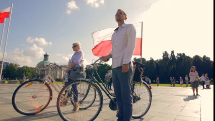 Varsovie, la ville qui s'arrête chaque année