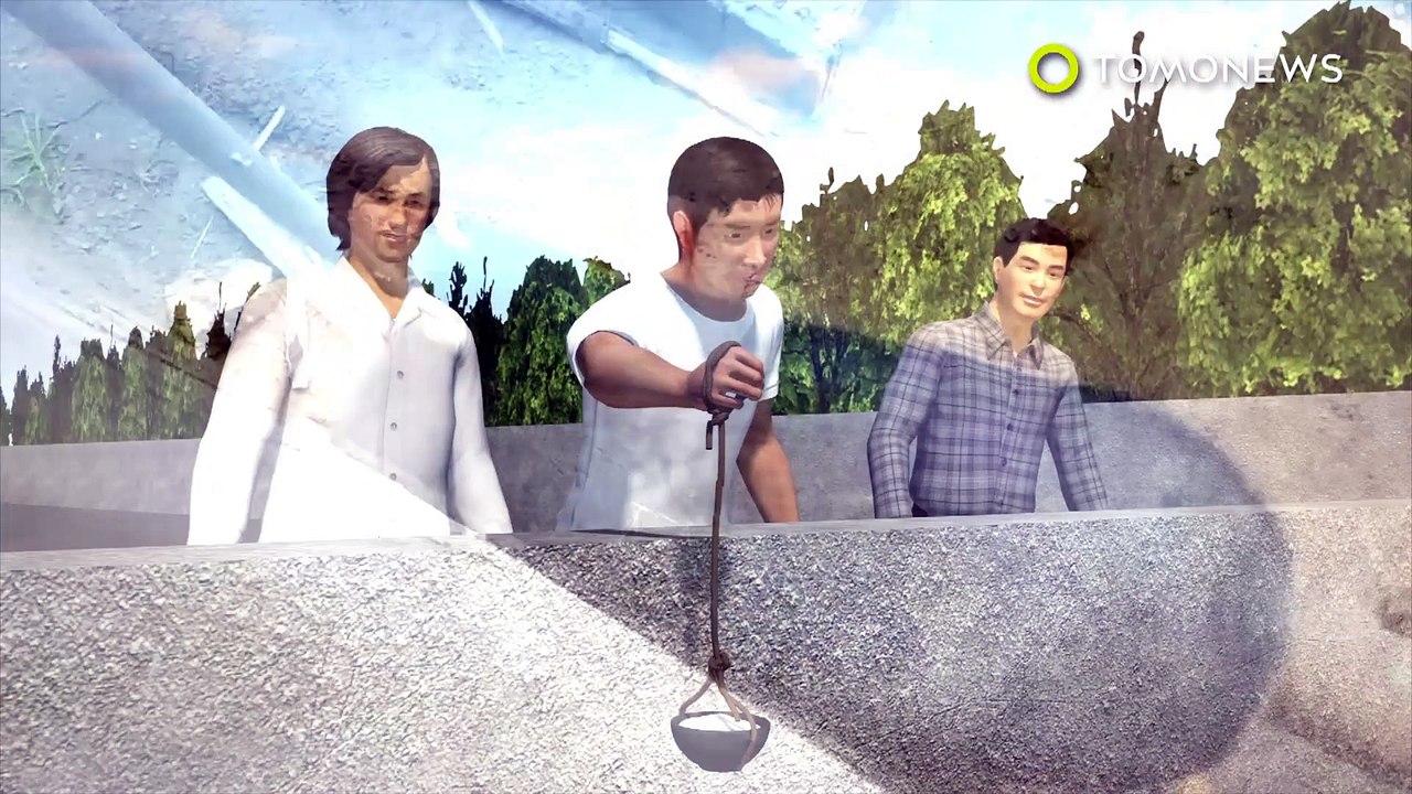 Bear attack: tourist in Thailand viciously mauled by Asian black bear after teasing it - TomoNews