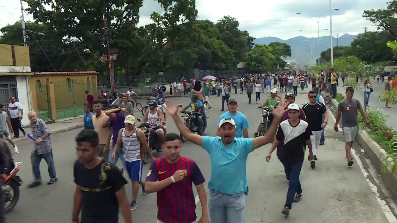 Maduro bezeichnet Angriff auf Militärstützpunkt als 'Terror'