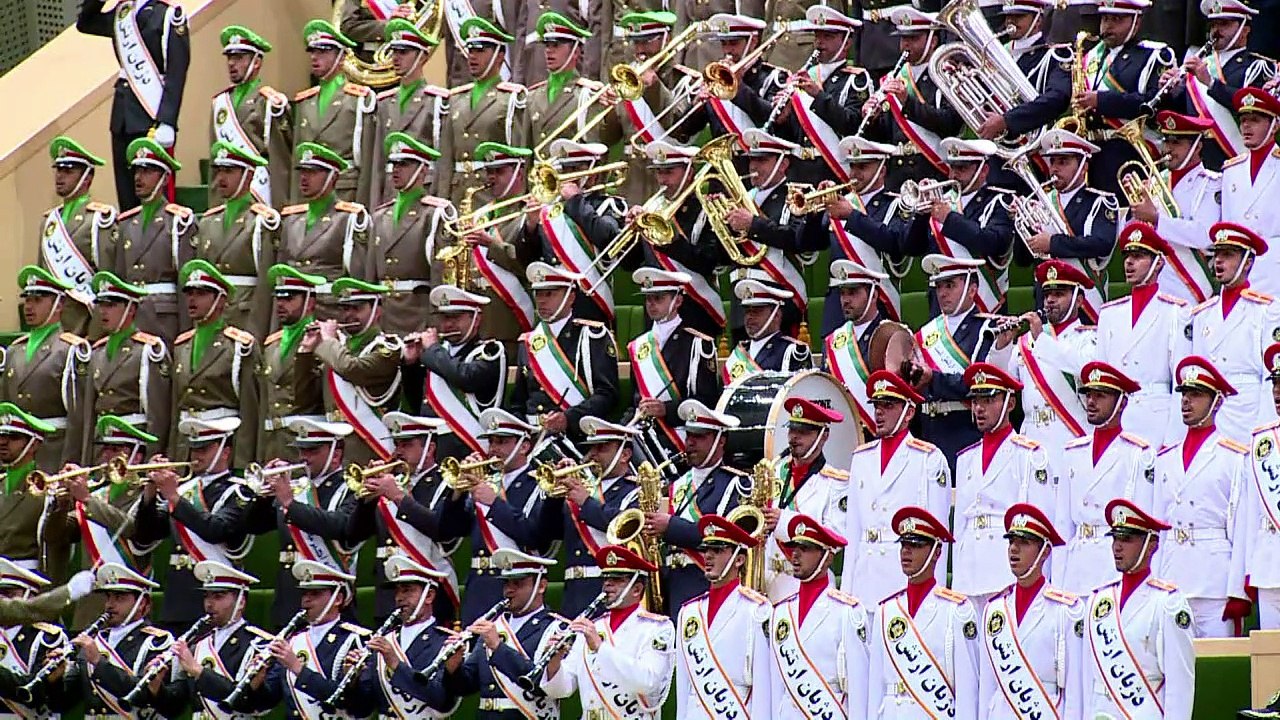 Iraner bedrängen Mogherini wegen 'Selfies der Schande'