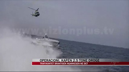 Kapen 2.5 tonë drogë, trafikantët braktisën ngarkesën - News, Lajme - Vizion Plus