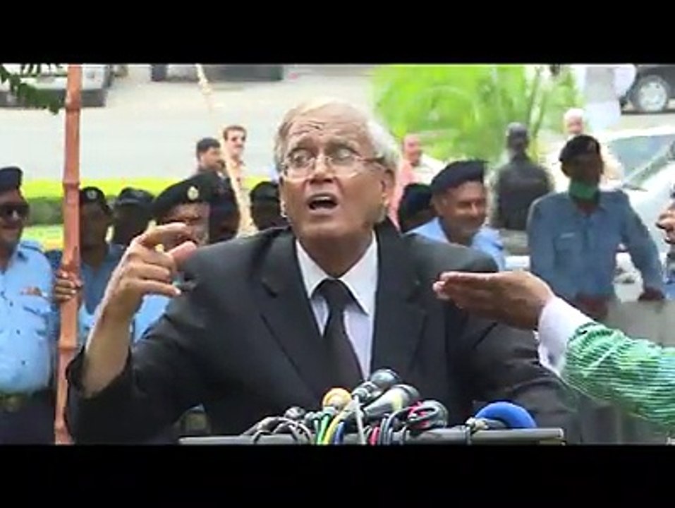 NawazSharif_supporters_after__23PanamaVerdict