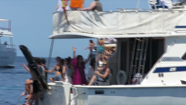 Las cenizas de Ángel Nieto ya reposan en aguas ibicencas