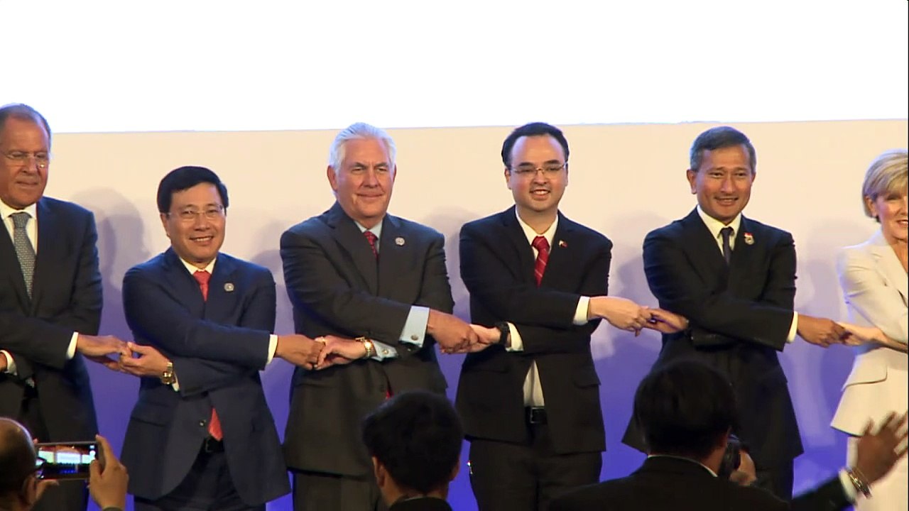 Corée du Nord: Tillerson demande l'arrêt des ti...