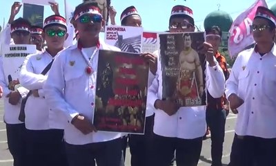 Massa Desak DPRD Ikut Selesaikan Polemik Patung Kongco