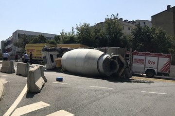 Kağıthane'de Yürekleri Ağızlara Getiren Kaza