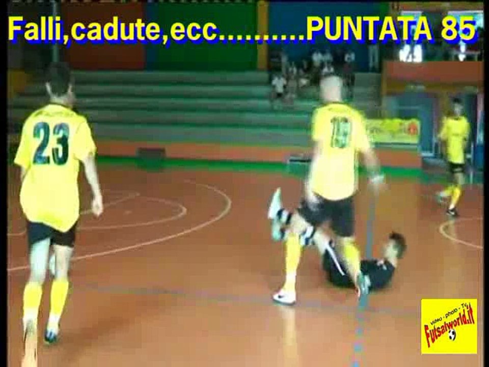 85^ " Falli , cadute , sgambetti , ecc... Compilation " . . puntata 85