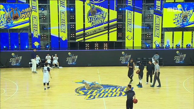 Steph Curry vs Des joueurs de basket Coréens !