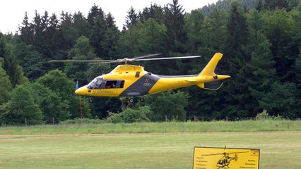 En pleine démonstration, il explose son hélicoptère Rc avec un rotor de 2.40 m de diamètre.