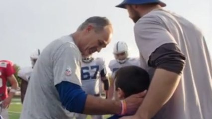 Young Colts fan gets opportunity to play running back