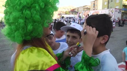 Muş'ta Çocuklar "Oyun Karavanı" ile Buluştu