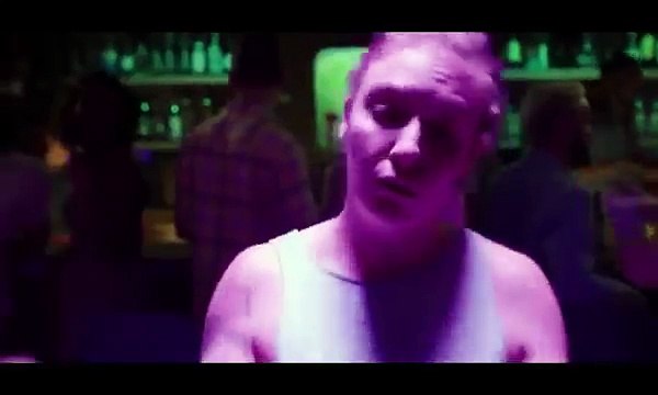 Allison Williams strips off for X rated scene in Girls