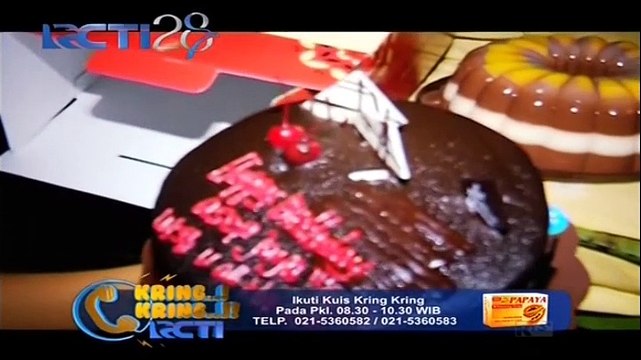 Para Pemain Sinetron Dunia Terbalik Rayakan Ulang Tahun Encuy