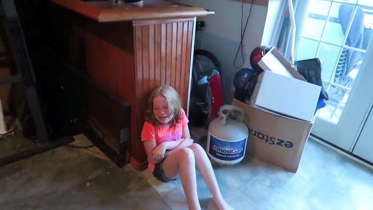 DaddyOFive-Edits-out-Emma-Saying-I-WANT-TO-GO-HOME!-After-being-traumatized!