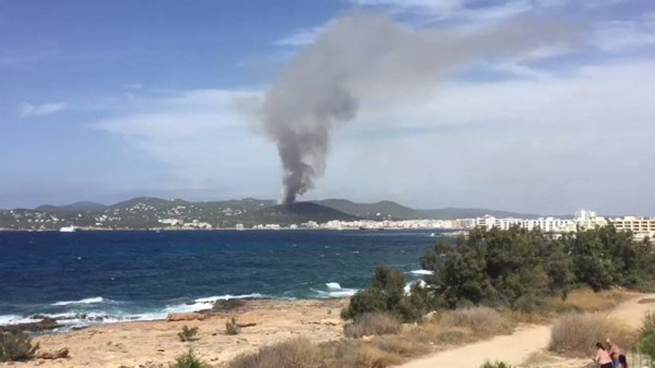 Aircraft Battle Forest Fire Near Ibiza Tourist Town