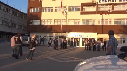 Aksaray Pazarda Sebze Satarken Fetö Operasyonunda Gözaltına Alındı