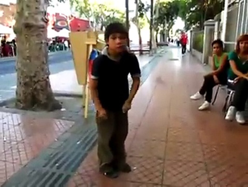 amazing kid drum