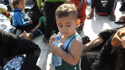 İzmir Çeşme'de 60 Kaçak Yakalandı