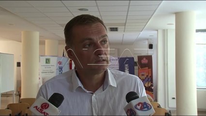 Ekspertët: Qeveria të fokusohet në fushën ekonomike