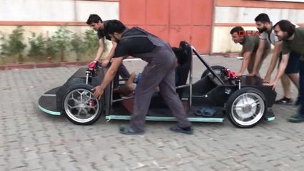 Kocaeli Üniversitesi Öğrencilerinden Elektrikle Çalışan Otomobil