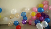 Colors to Children Learn with Soccer Balls Balloons - WaterColor Balloons Popping Show Kid