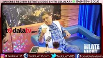 Domingo Bautista dice en  Casi Un Late Night  que  Johnny Ventura  es la figura que el más admira del merengue en Video