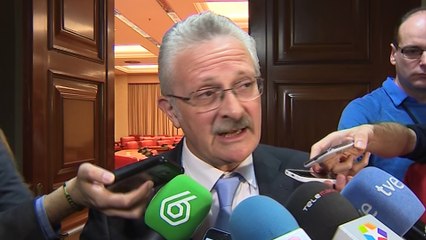 Trevín dimite como diputado por discrepancias con Sánchez