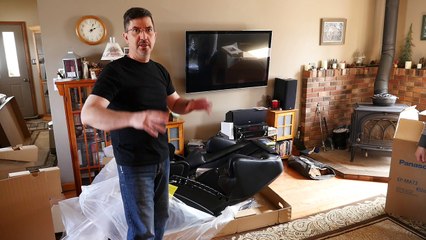 Massage chair unboxing and assembly