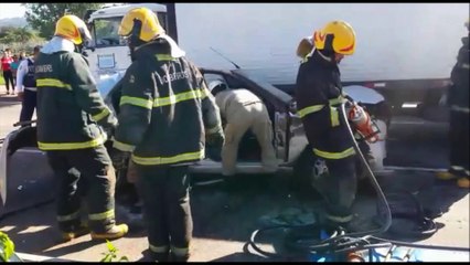 Acidente grave na avenida Fernando Ferrari, em Vitória