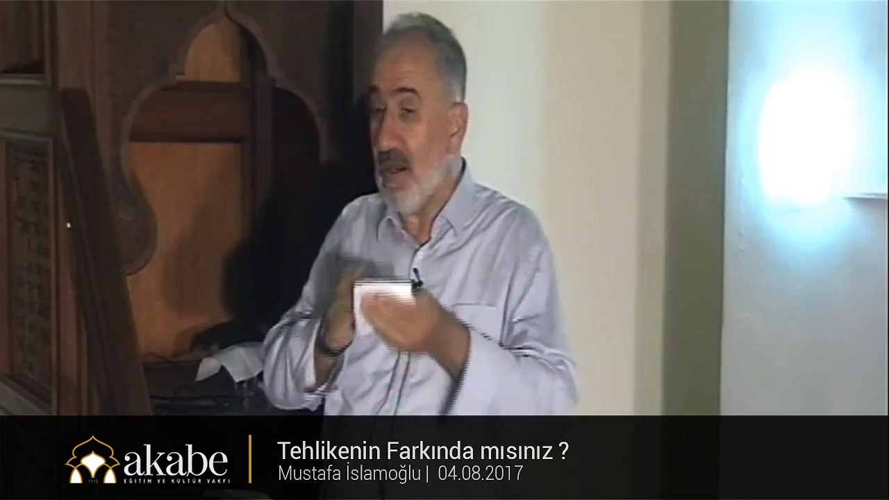 ehmed bin hanbel ke-efiri güya el-leh aze we celeyi görmüş mezheb ime-emlarını tek tek tekfiyr edin