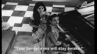 Tumi Rabe Nirabe  Kuheli  Bengali Movie Video Song  Rabindra Sangeet  Hemanta  Lata Mangeshkar