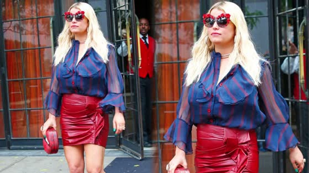 Jessica Simpson Wears Ridiculous Outfit in NYC