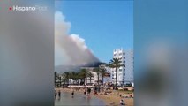 Las llamas pusieron en alerta a la turística isla de Ibiza