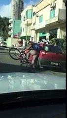 Se Beber Nao Ande De Bicicleta - Videos Engraçados Whatsapp 2017.
